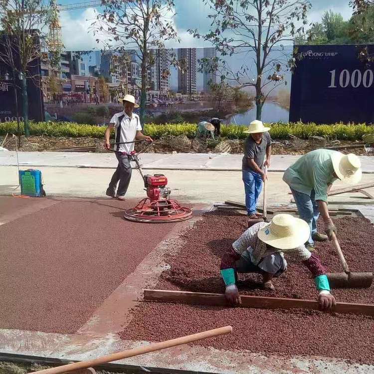 黃埔茅崗南路蘭色透水瀝青 黃埔茅崗南路蘭色透水瀝青